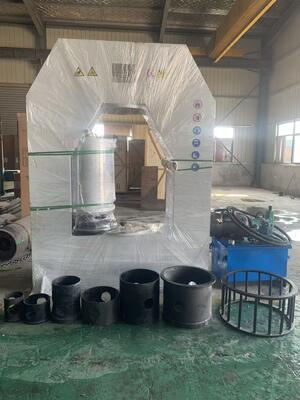 Τεχνητή μηχανή προσαρμογής/αποκατάστασης ελαστικών 500 τόνων Τεχνητή μηχανή συντριβής στερεών ελαστικών 11KW 480V με μετασχηματιστές CHINT, διακόπτες και επαγγέλτες