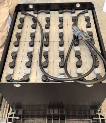 Ανανεώσιμη μπαταρία έλξης 48V 840Ah με βαθύ κύκλο