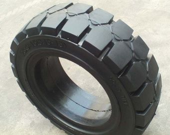 8.15 15/28X9 15 στερεές Forklift ρόδες τρία στρώματα σχεδίου με το δαχτυλίδι χάλυβα που ενισχύεται