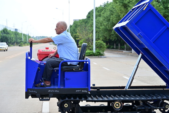 3000kg 20.1kw / 2600r/Min Δύναμη κινητήρα GF3000 Tracked Dumper Υψηλής Αποδοτικότητας Μηχανές συγκομιδής durian